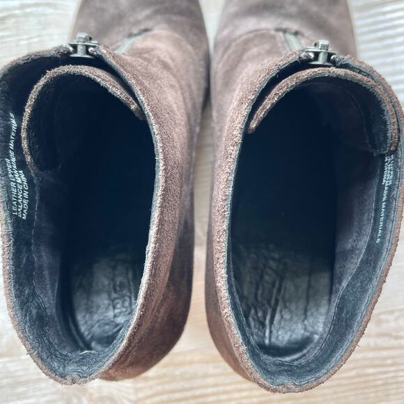 Born Kenley Suede Heeled Ankle Boots | Grey Size 7‎ - Picture 5 of 9